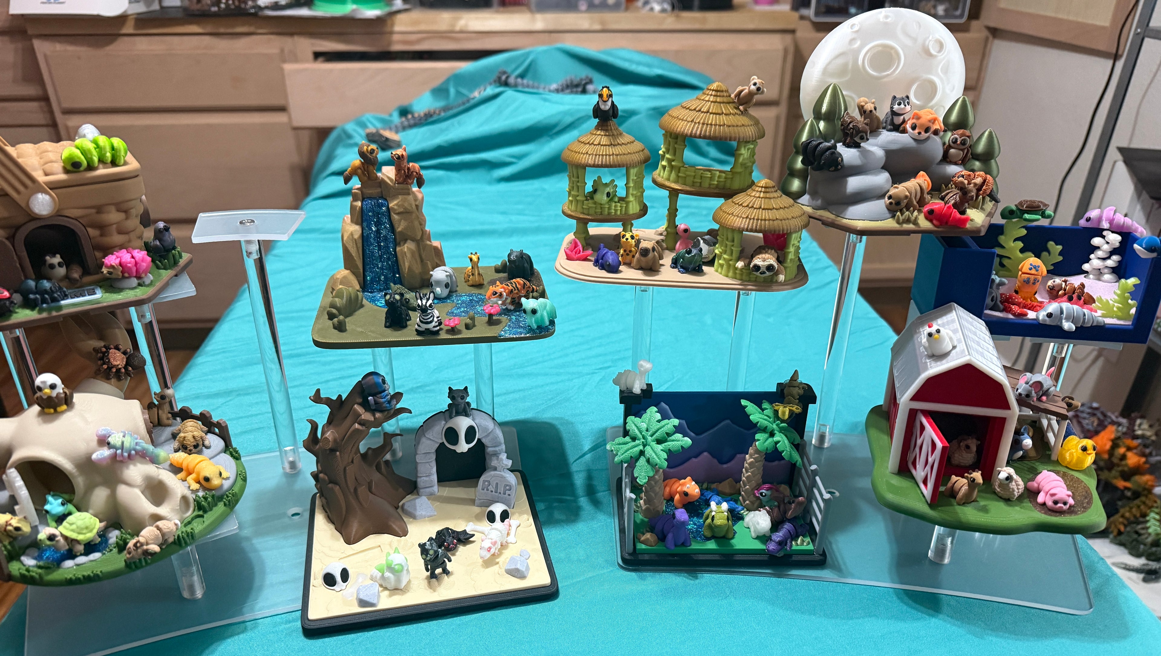 MicroMini PocketPal Playsets