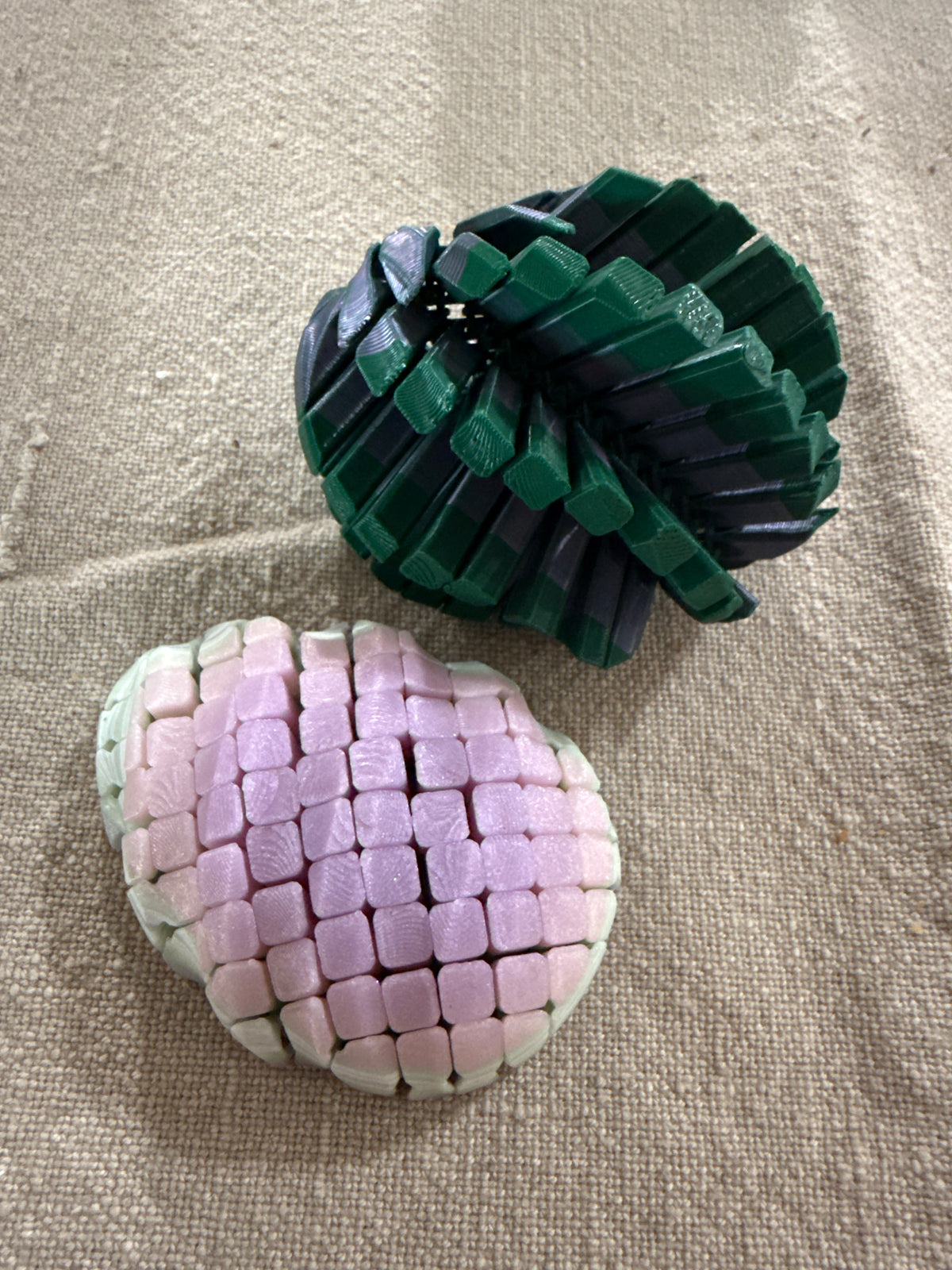 Large Crosshatch Egg