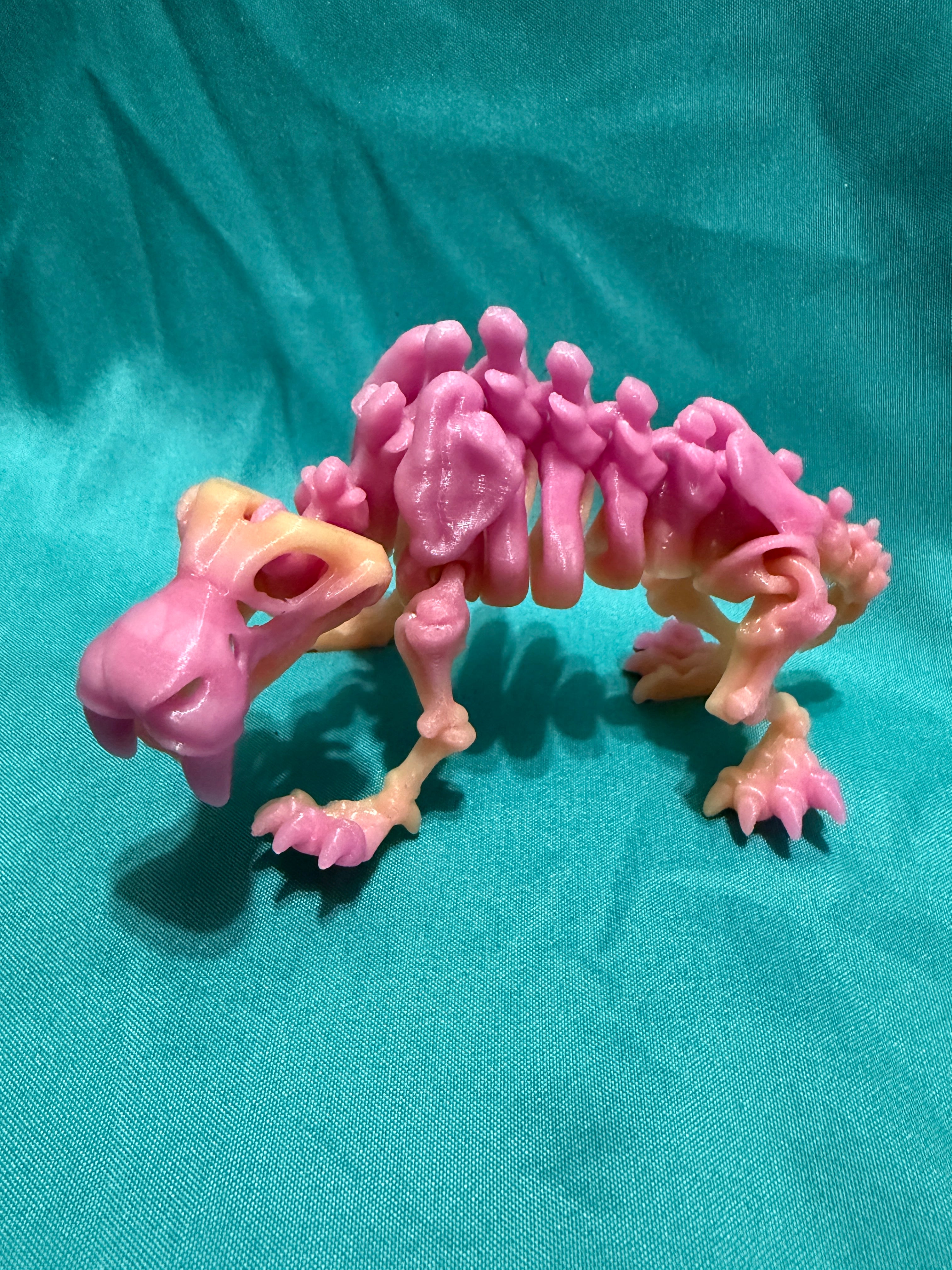 Glow In the Dark - Sabertooth Tiger